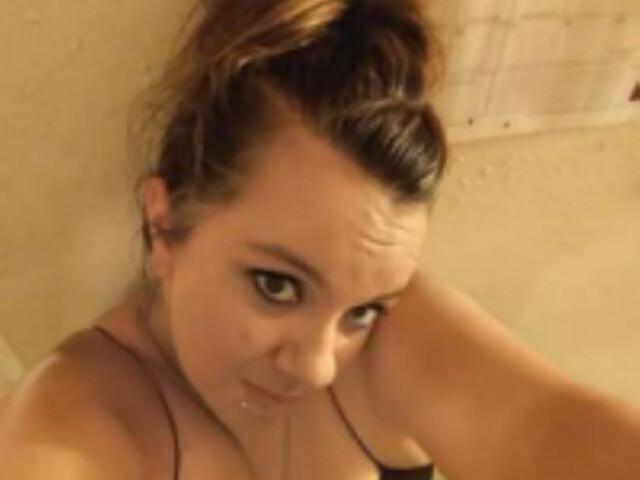 Hookup ad of Mckenzie from Mount Pearl Park, CANADA