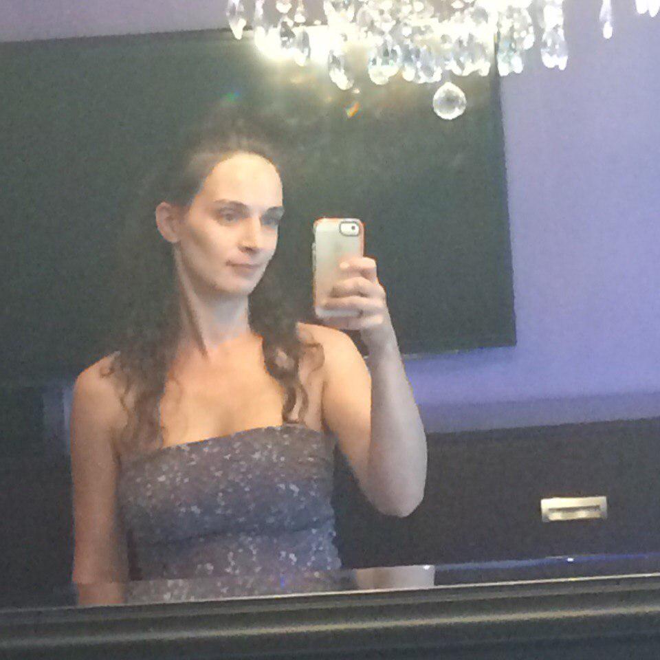 Hookup ad of Xxxeugenie884405 from South Huron, CANADA